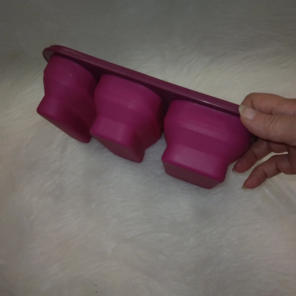 Crofton Perfect Postion Silicon Container w/locking lid, collapsible, Ma…